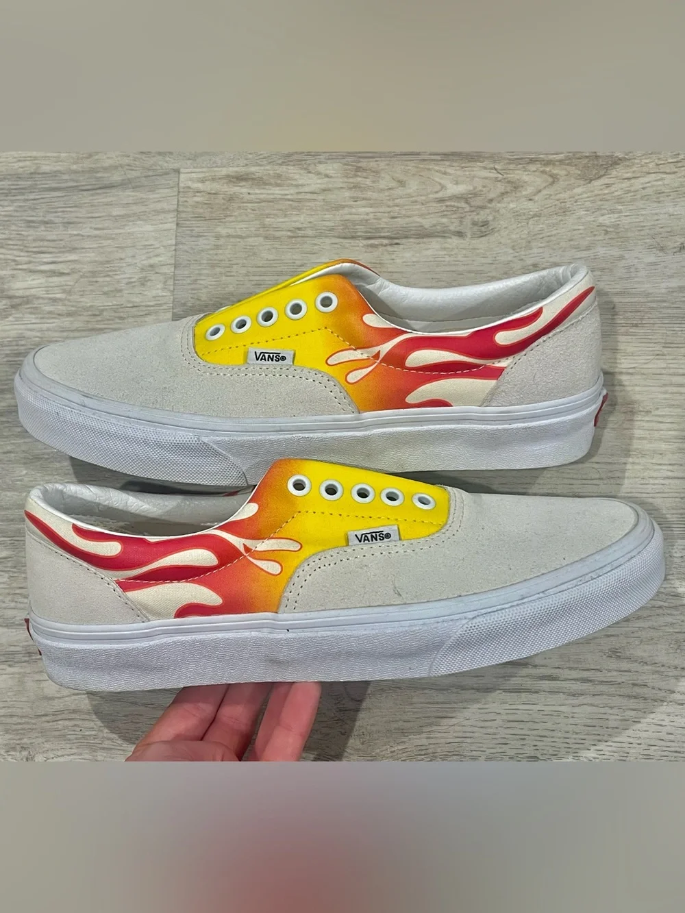 Vans Era Flame White Low Top Sneaker, Men’s 7.5/Women’s 9